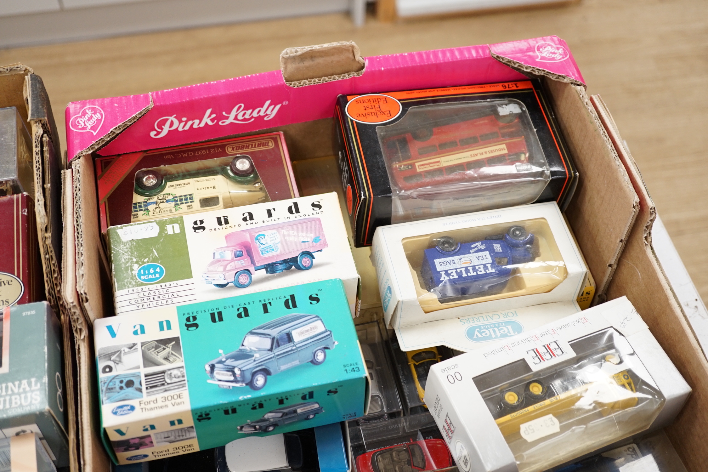 Twenty boxed EFE, Corgi OOC etc. buses and coaches, operators include Merthyr Tydfil, Ribble, Brighton & Hove, Southern Vectis, etc. together with a quantity of other boxed diecast vehicles by Vanguard, Matchbox, Solido,